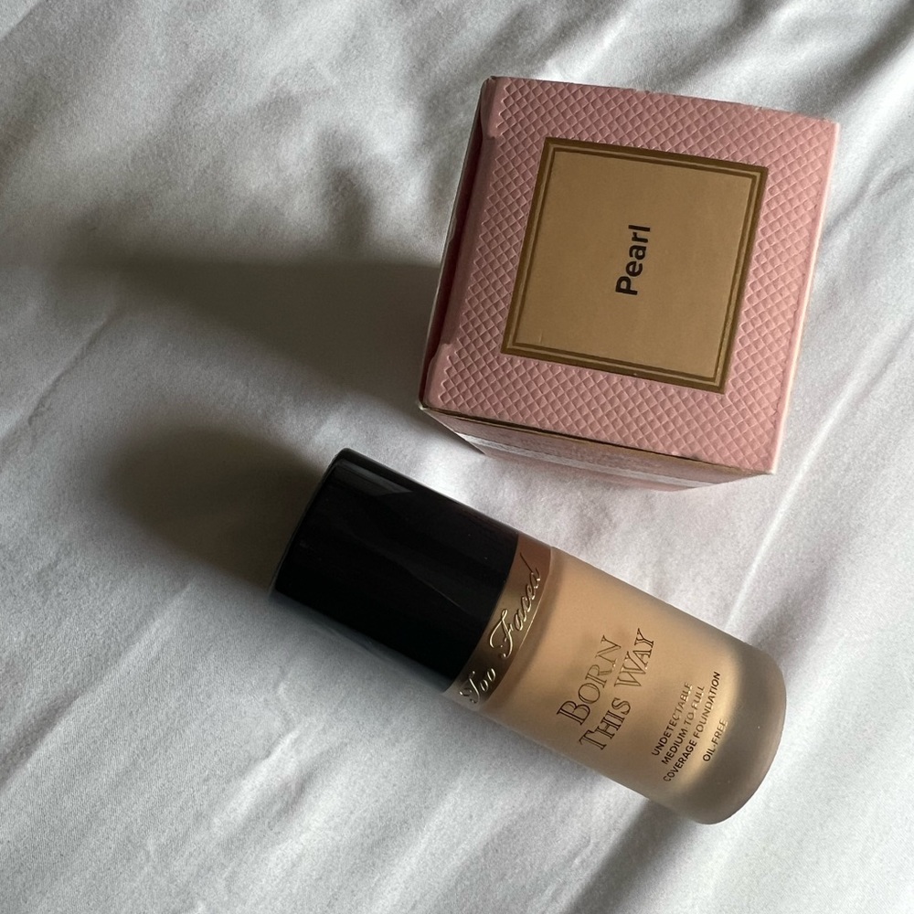 Too faced born this way foundation - shade pearl NWT